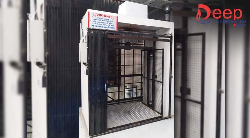 Wall Mounted Goods Lift